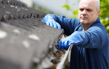 cleaning and inspecting Quatquoy roofs